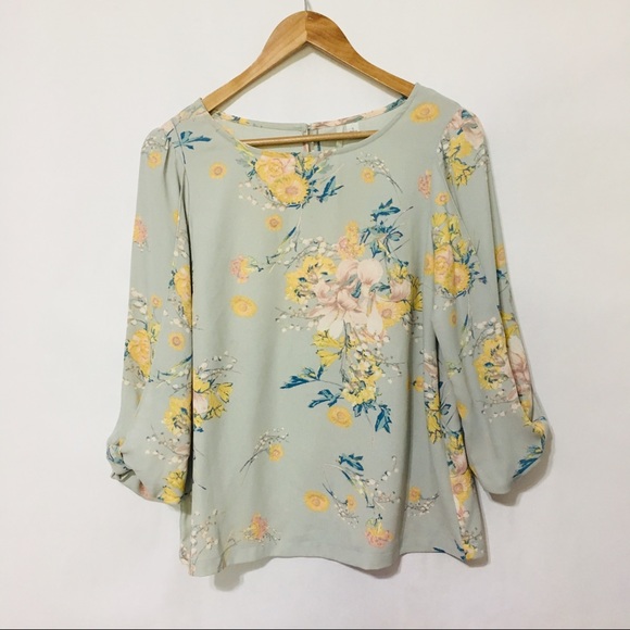 LC Lauren Conrad Tops - Lauren Conrad floral print blouse